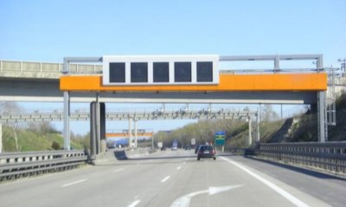 Flughafenautobahn Schwechat 00
