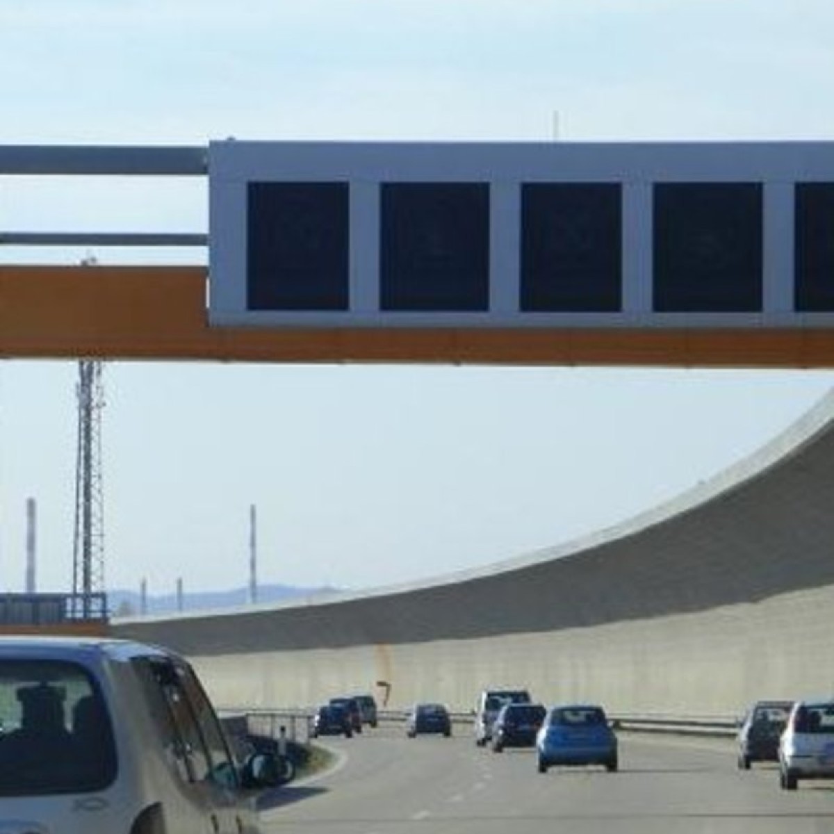Flughafenautobahn Schwechat 03